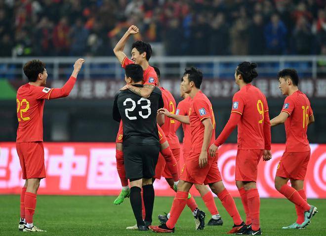 九游体育入口-包含归化vs青训：哪种模式更适合中国足球？的词条