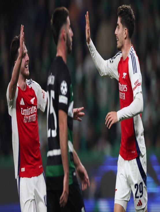 九游体育网-球迷看球名场面：太疯了！