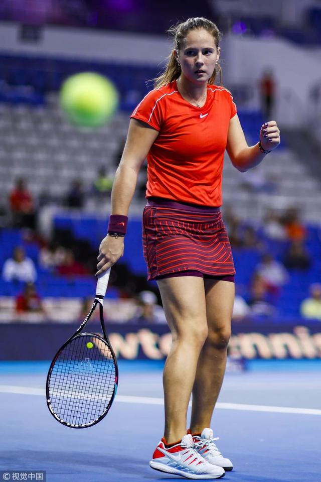 九游体育官网-关于网坛女王新生代：18岁天才少女横扫赛场的信息