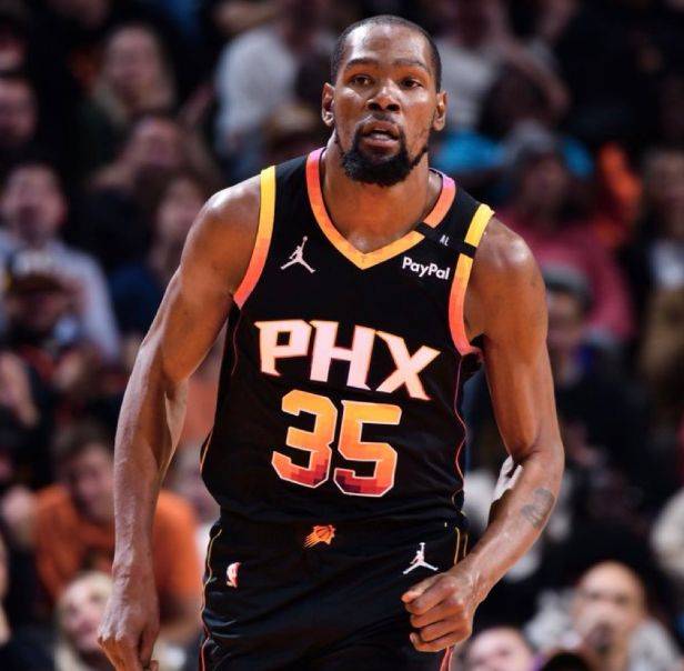 杜兰特伤愈复出,太阳队豪取10连胜的简单介绍 杜兰特伤愈复出,太阳队豪取10连胜的简单介绍