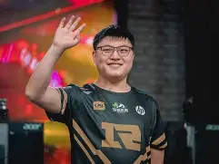 关于电竞选手退役困境:黄金年龄后的职业出路的信息 关于电竞选手退役困境:黄金年龄后的职业出路的信息