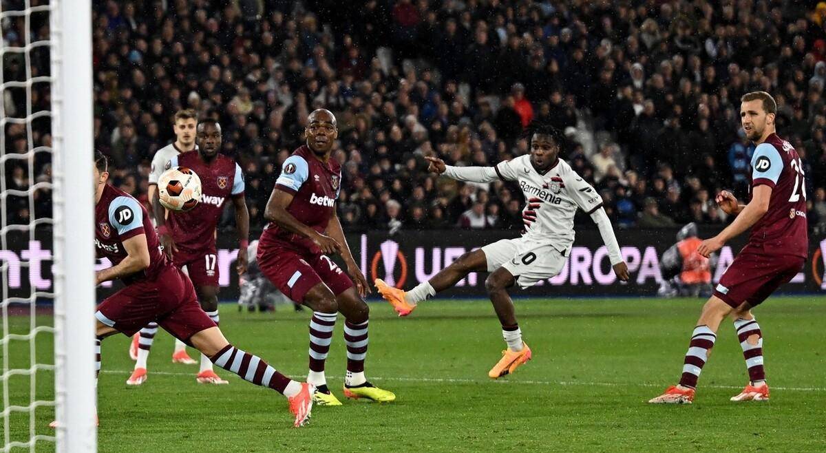 九游体育官方-包含阿隆索的魔法：勒沃库森不败赛季的秘密的词条