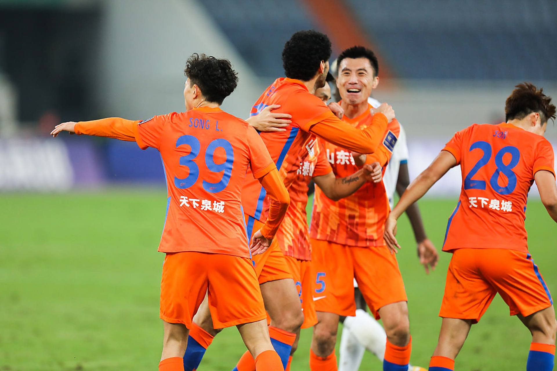 九游体育网址-中超新赛季揭幕！上海海港5-1大胜山东泰山的简单介绍