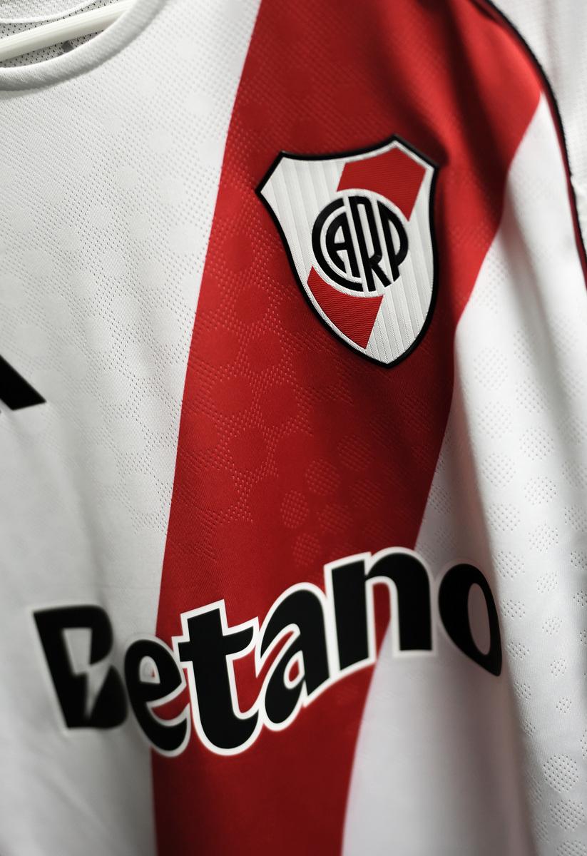 九游体育下载-阿森纳强势领跑！枪手本赛季能夺冠吗？的简单介绍